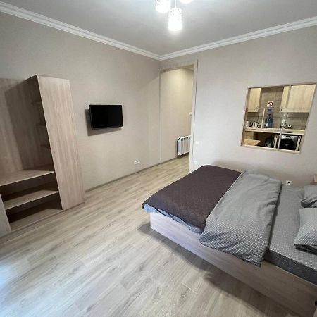 Fox Rooms 90 Mykolajiw Exterior foto